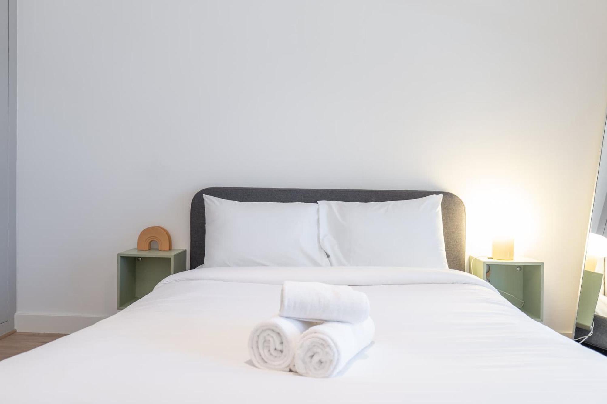 Stylish And Spacious In Vibrant Jvc, *