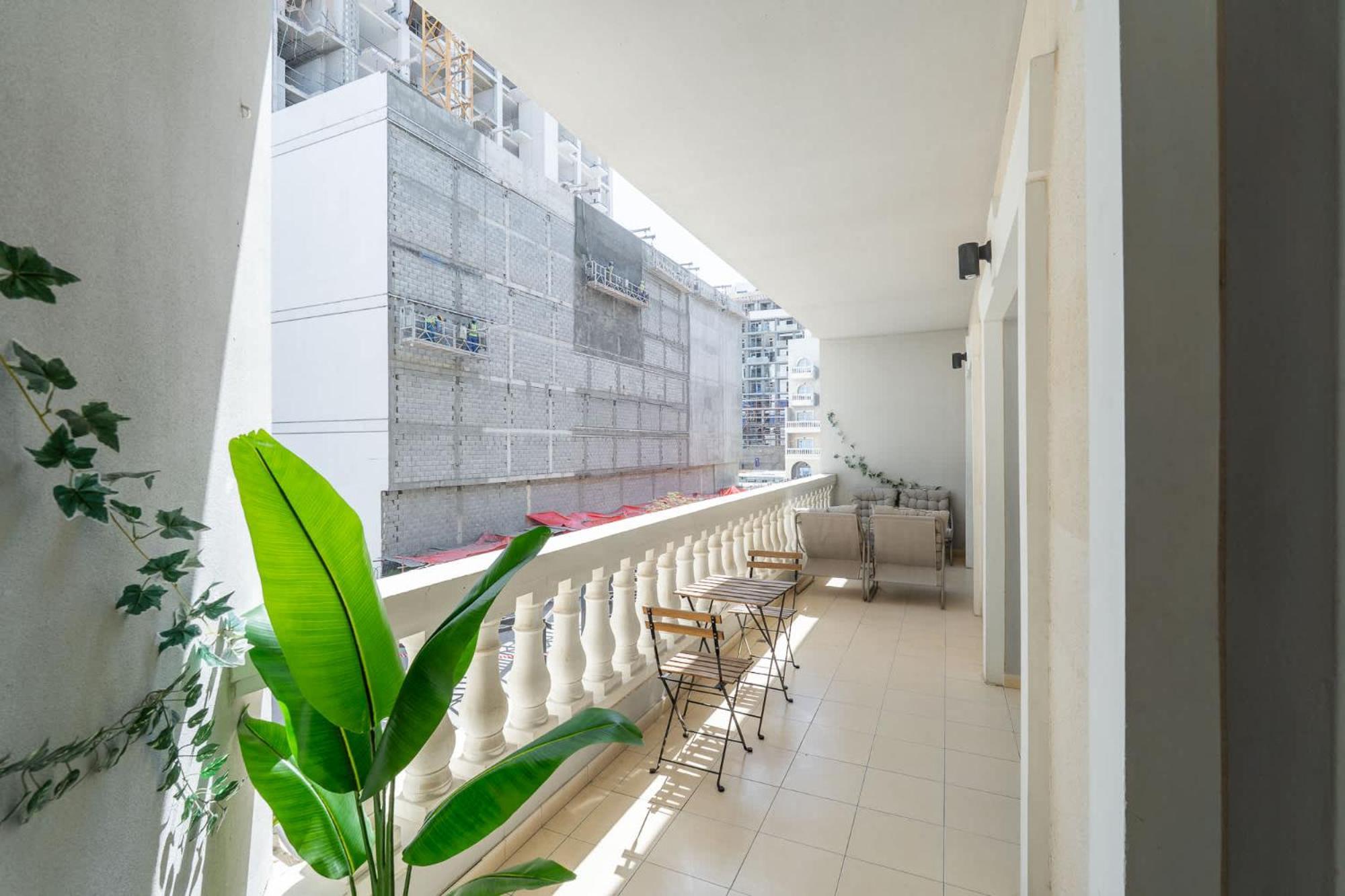 Stylish And Spacious In Vibrant Jvc, Dubai