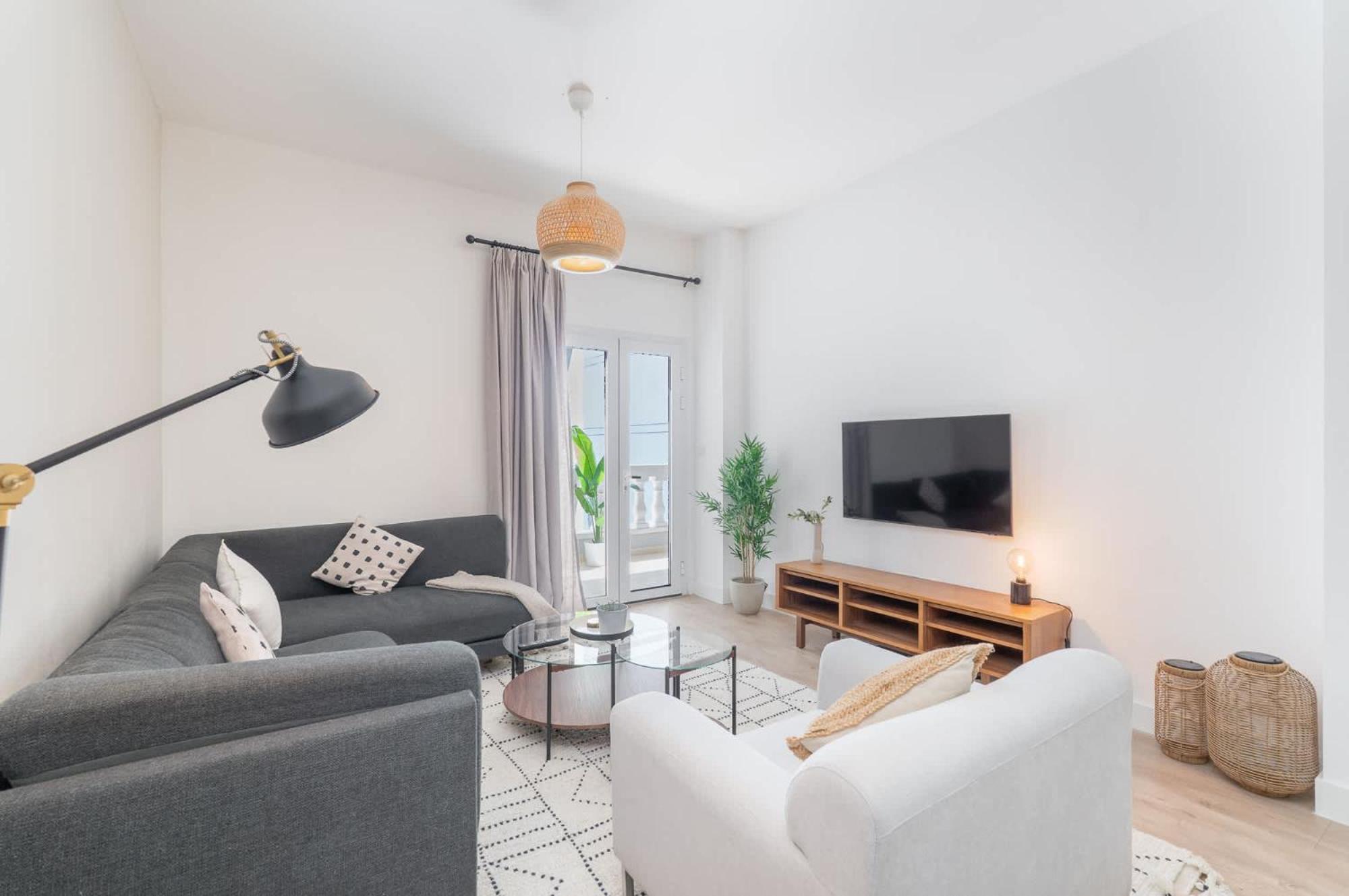Apartment Stylish And Spacious In Vibrant Jvc, Dubai
